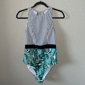 Cupshe One Piece Swim Suit Size M